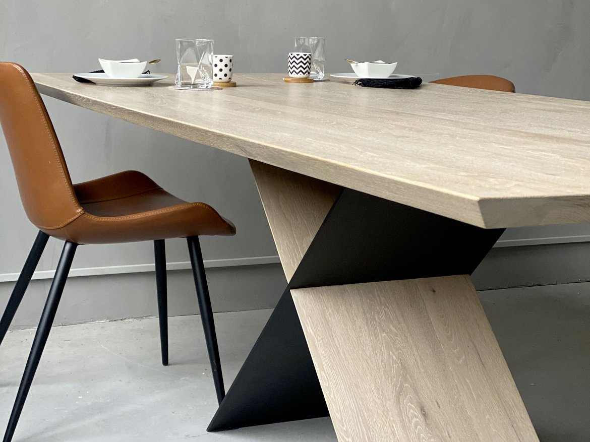 Table en bois Fox My Home - Marque Suisse - Blog - Schilliger